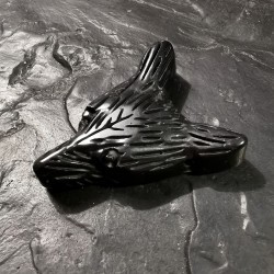 Pendentif tête de loup en shungite